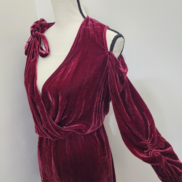 HALE BOB Silk Velvet Cold Shoulder Blouson Dress Tie Shoulder L‎ Cranberry NWT - Picture 5 of 16